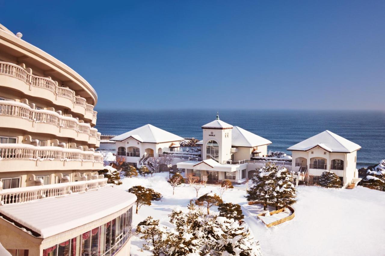 Sol Beach Yangyang Exteriör bild