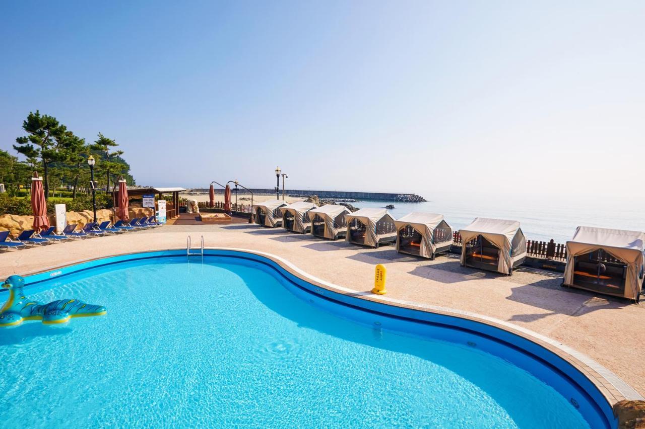 Sol Beach Yangyang Exteriör bild